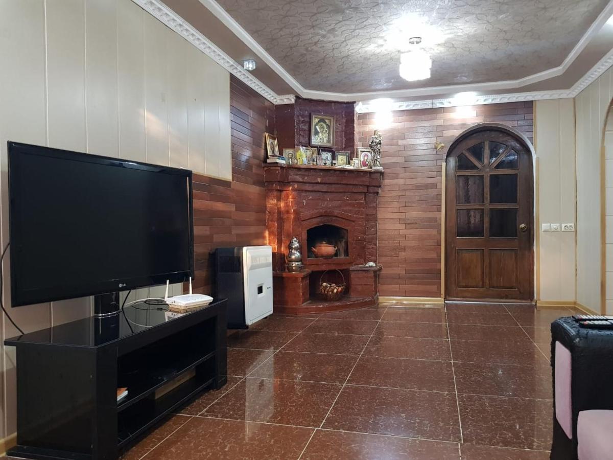 Ferienwohnung Гостевой Дом Поти Exterior foto
